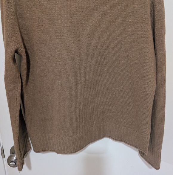 Jenni Kayne Brown Lightweight Knit Everyday Sweater - Picture 12 of 15